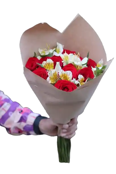 Ramo De Rosas Y Astromelias