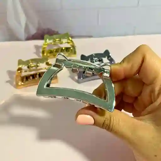 Pinza Gancho Caimán Metalizado Para Cabello