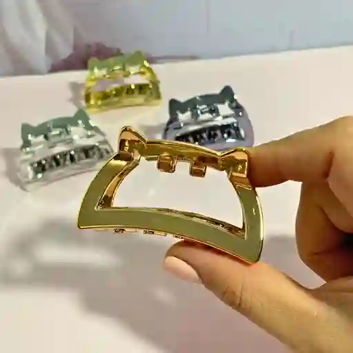 Pinza Gancho Caimán Metalizado Para Cabello