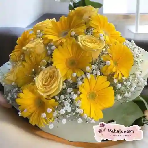 Flores Rosas Surtidas