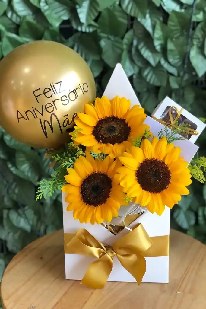 Caja Pequeña De Girasoles + Chocolate