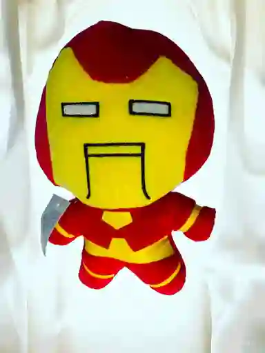 Juguete Muñeco Peluche Diseño Iron Man Los Vengadores Para Niño Hombre O Mujer 18 Cm Aprox