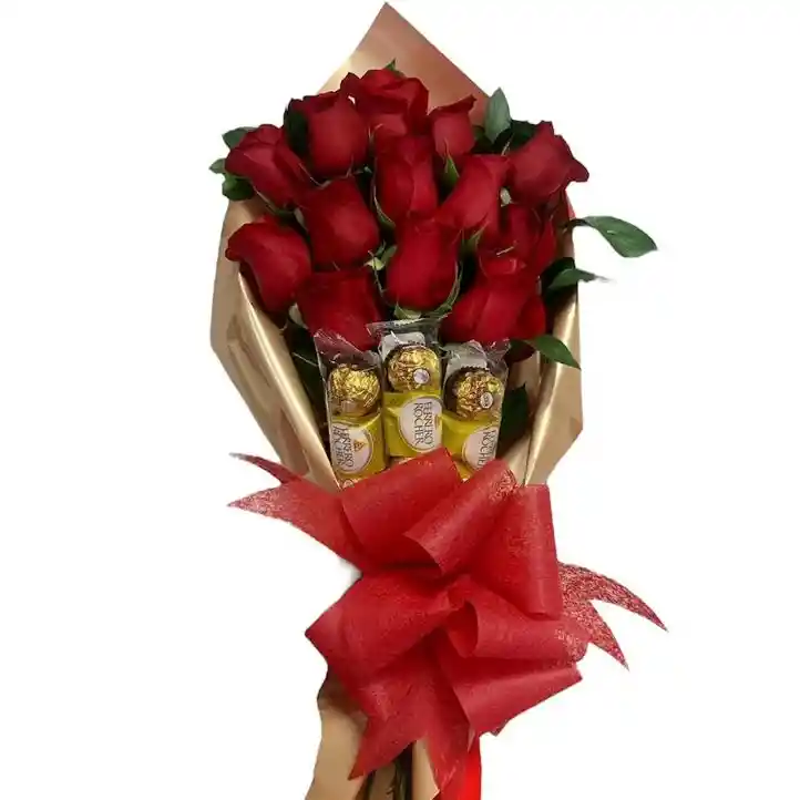 Ramo Alargado De 12 Rosas Y Chocolates