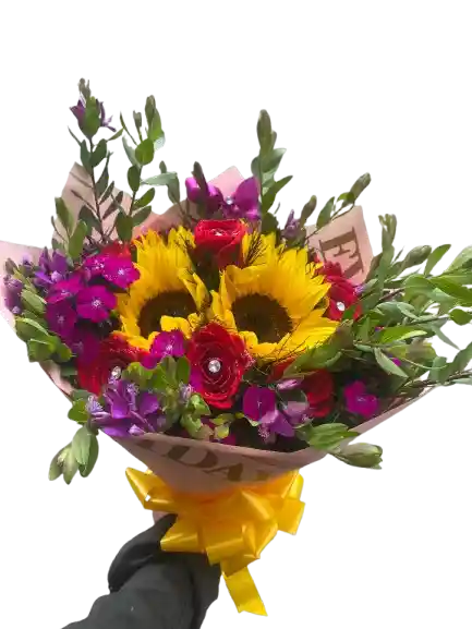 Bouquet Buchon🌻 4 Girasoles Radiantes Que Llenan De Luz 🌹 Rosas Rojas Apasionadas