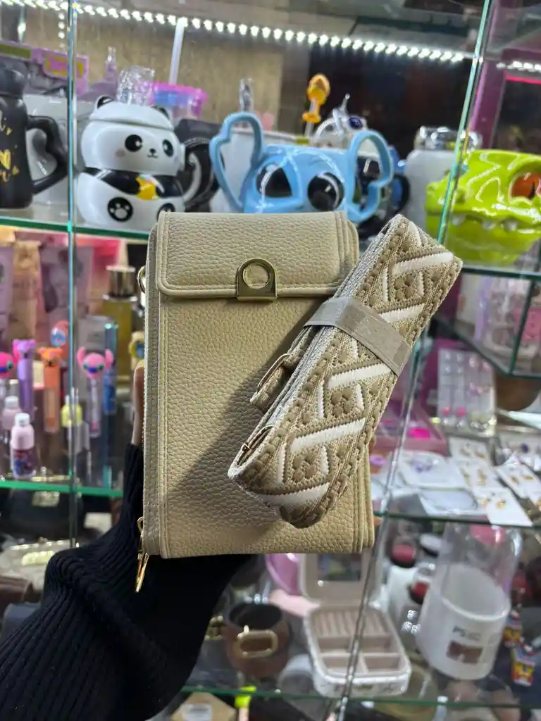 Bolso Porta Celular Con Riata Fina, Varios Bolsillos, Tarjetero - Monedero