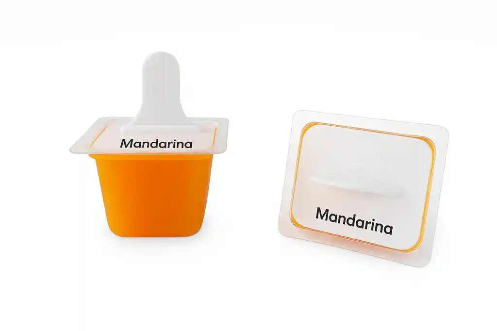Paleta De Mandarina En Agua