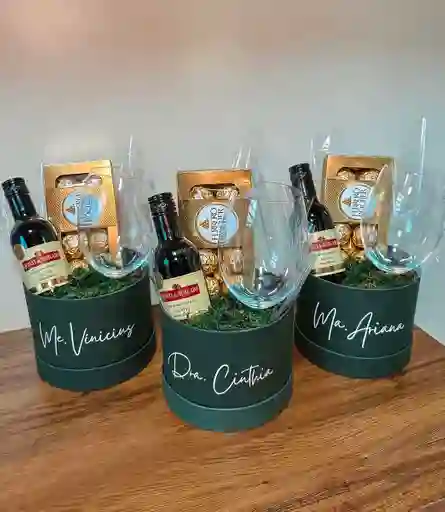 Vino Regalos Amor Y Amistad Novios Esposos Cumpleaños Jefe Detalles Chocolates