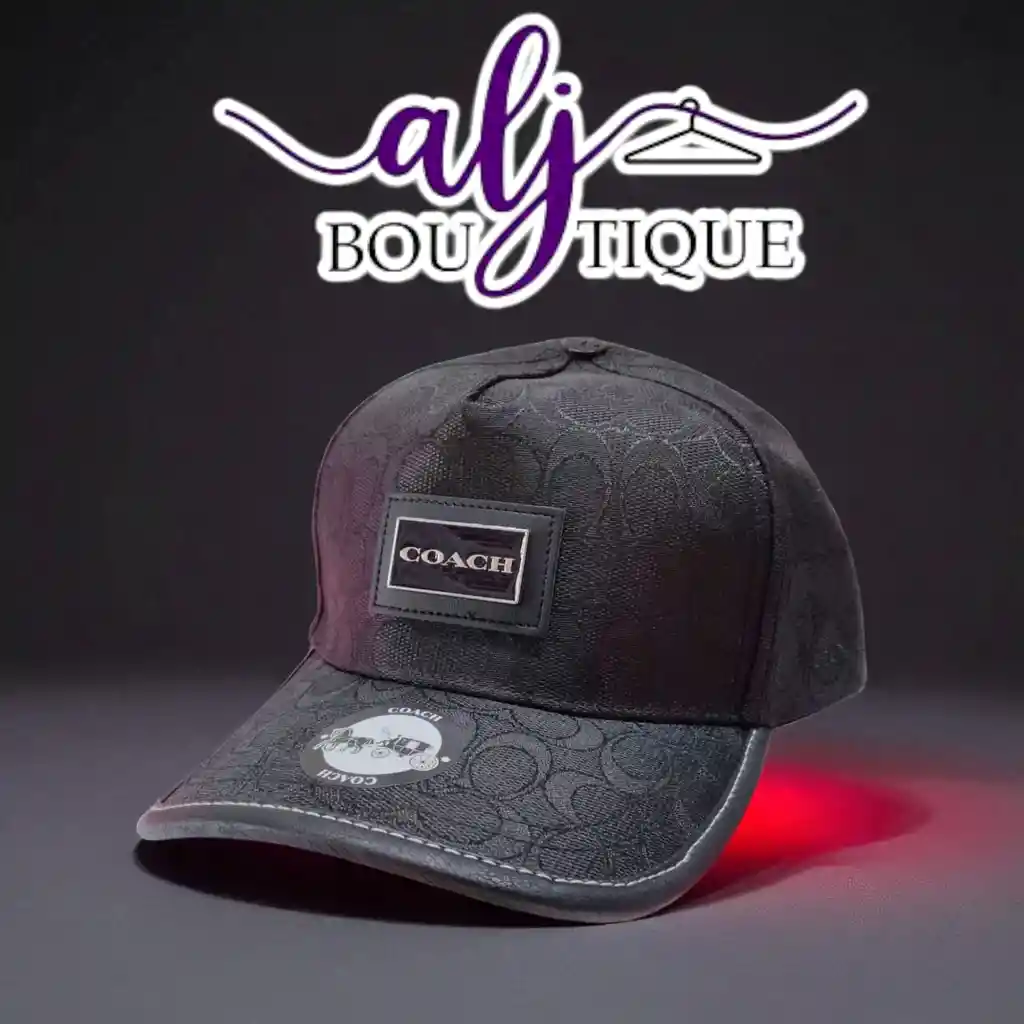 Gorra Negra Coach Triple A
