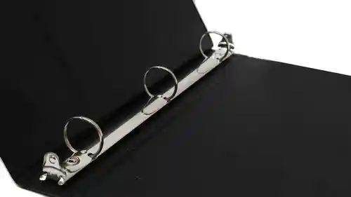 Folder Negro Tres Argollas Tamaño Carta 1.5"