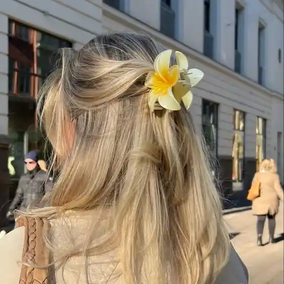 Pinza Caimán Gancho Flor Hawaiana Pelo Cabello