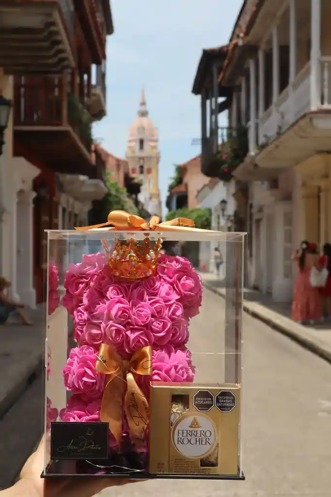 Oso De Rosas Eternas Con Luz Led Y Chocolates Ferrero – Edición Luxury En Caja Acrílica