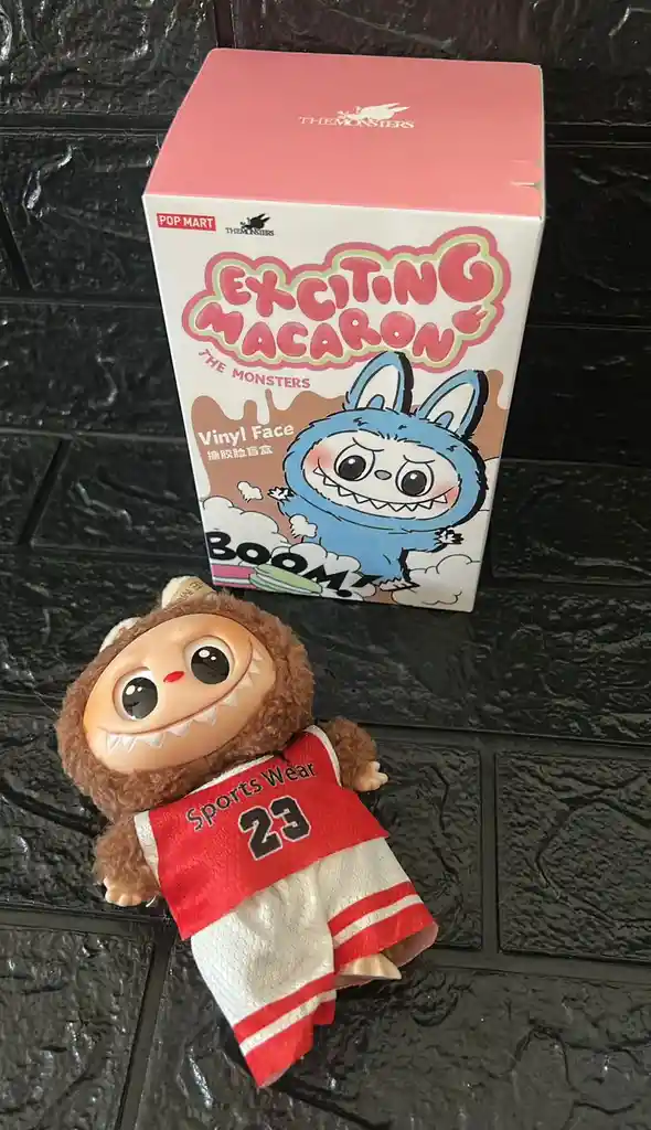 Muñeco Labubu Con Ropa