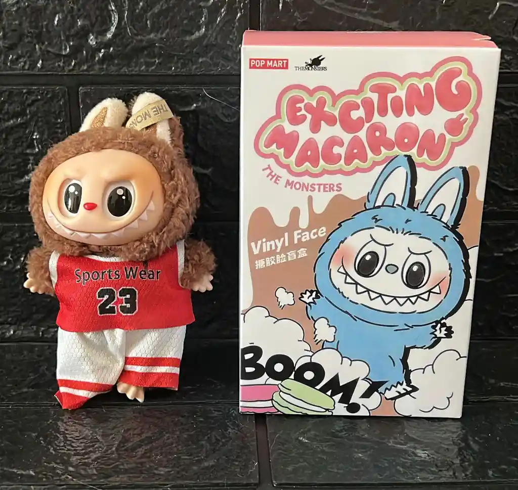 Muñeco Labubu Con Ropa