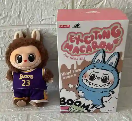 Muñeco Labubu Con Ropa