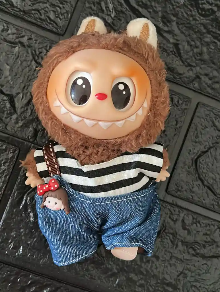 Muñeco Labubu Con Ropa