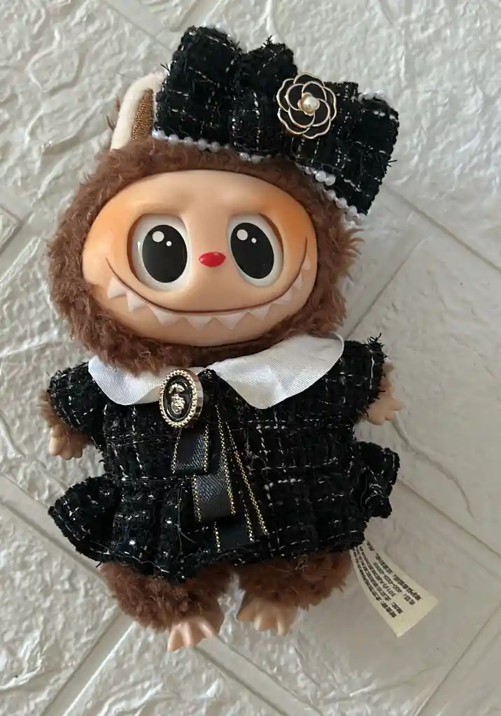Muñeco Labubu Con Ropa