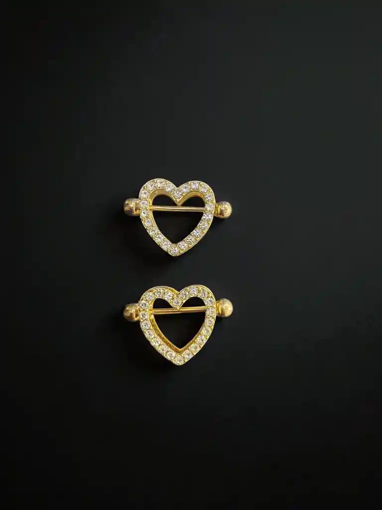 Piercing Pezoneras En Forma De Corazon Dorado