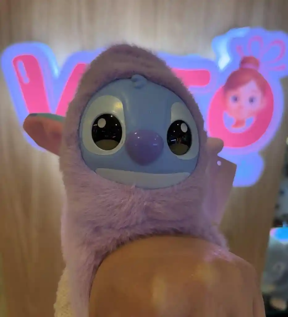 Manilla Labubu Stitch