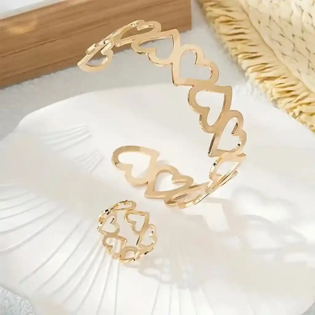 Set Pulsera + Anillo Corazon Dorado