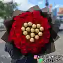 Buchon De 50 Rosas Con 15 Ferrero Rocher