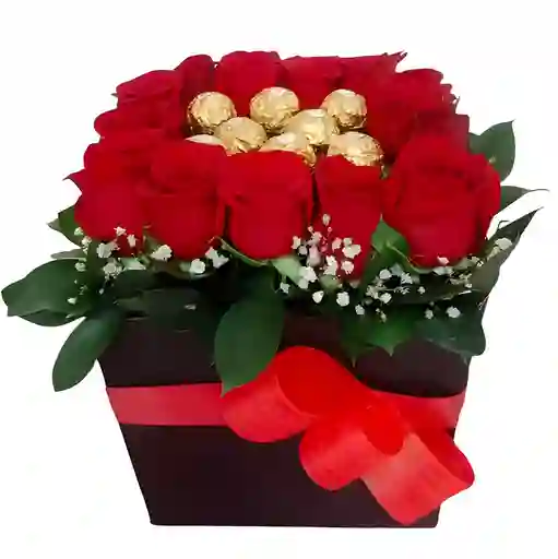 Caja Tapizada De Rosas Y Chocolates