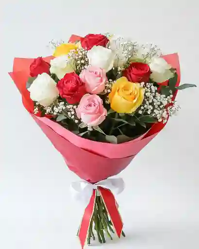 Ramo Arcoíris Floral – 12 Rosas Multicolor