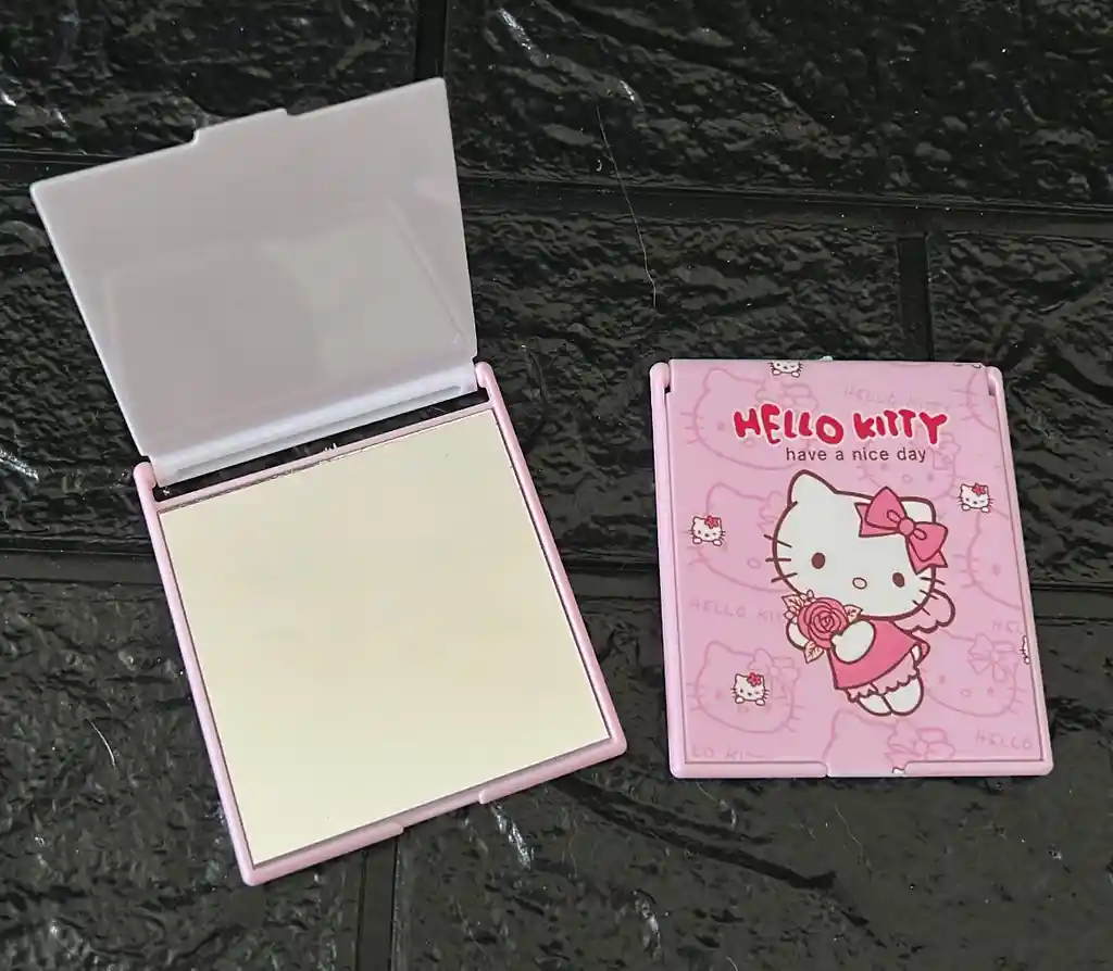 Espejo Pequeño Hello Kitty
