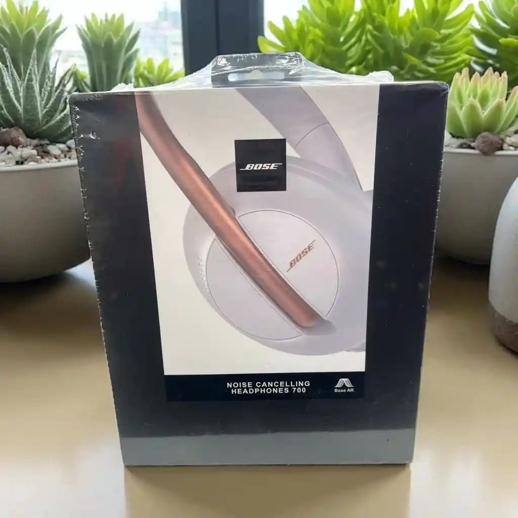 Audífonos Diadema Cancelación De Ruido Bluetooth + Estuche Bose Aaa