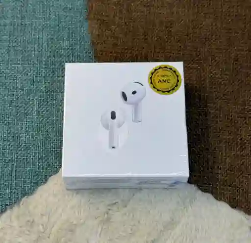 Airpods Serie 4 / Audífonos Inalámbricos / Bluetooth