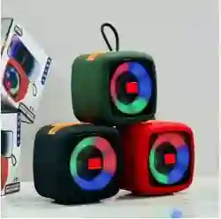 Parlante Portatil Inalambrico Bluetooth Con Entrada Usb Y Soporte De Celular Marca Music X-911 Tamaño Pequeño Colores Disponibles Negro Y Verde