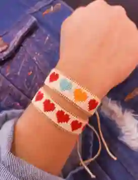 Pulsera Corazones Miyuki