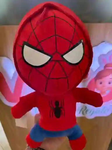 Peluche Spiderman Capota