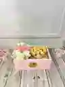 Caja Tipo Lonchera Con Claveles Y Corazón Con Ferreros