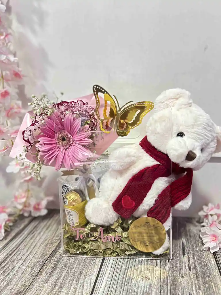 Lonchera En Acrilico Contramarcada Con Oso De Peluche Pequeño 20 Cm, Flores Y Ferreros