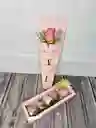 Combo Solitario De Encanto Y Caja De Chocolate Relleno Con Fresas Con Chocolate