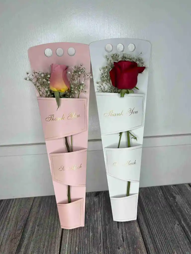 Solitario De Encanto Con Rosa