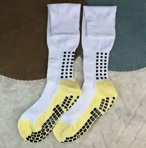 Medias Largas Antideslizantes / Proteccion Y Comodidad / Blancas