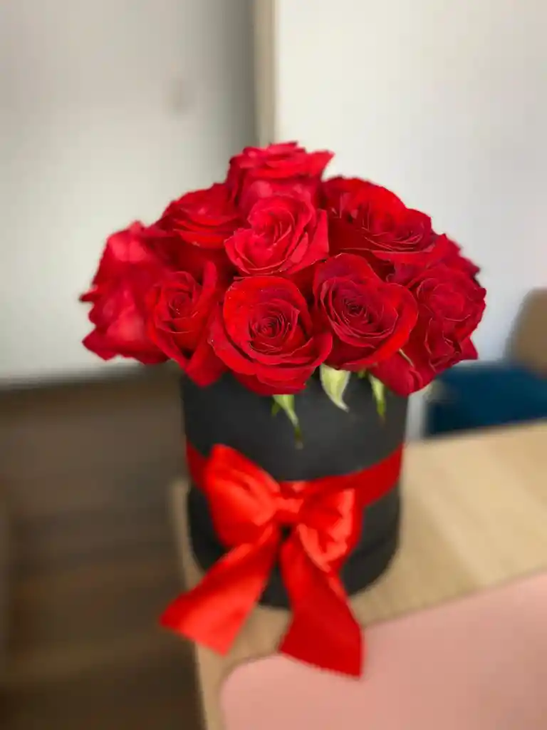 Flores- Rosas-amor Y Amistad. Aniversario-detalles-regalos-sorpresas-cumpleaños