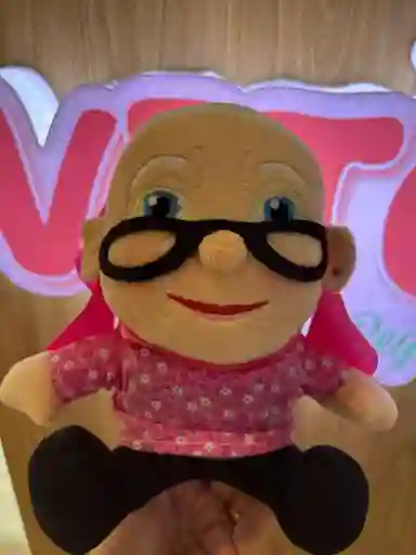 Peluche Viejita Up