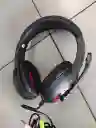 Audifonos Con Cable Diadema Negra Con Roja Komc C