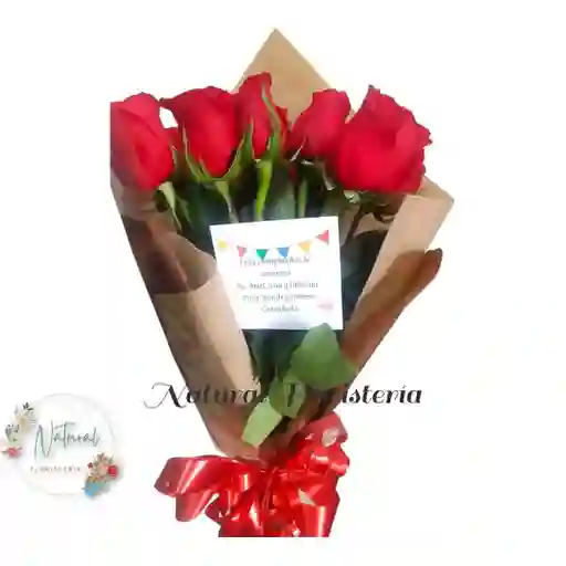 Bouquet De12 Rosas Rojas .
