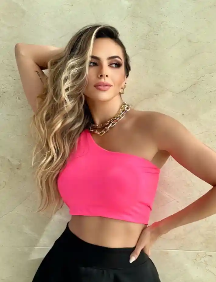 Crop Top Asimetrico Fucsia Neon Talla Única