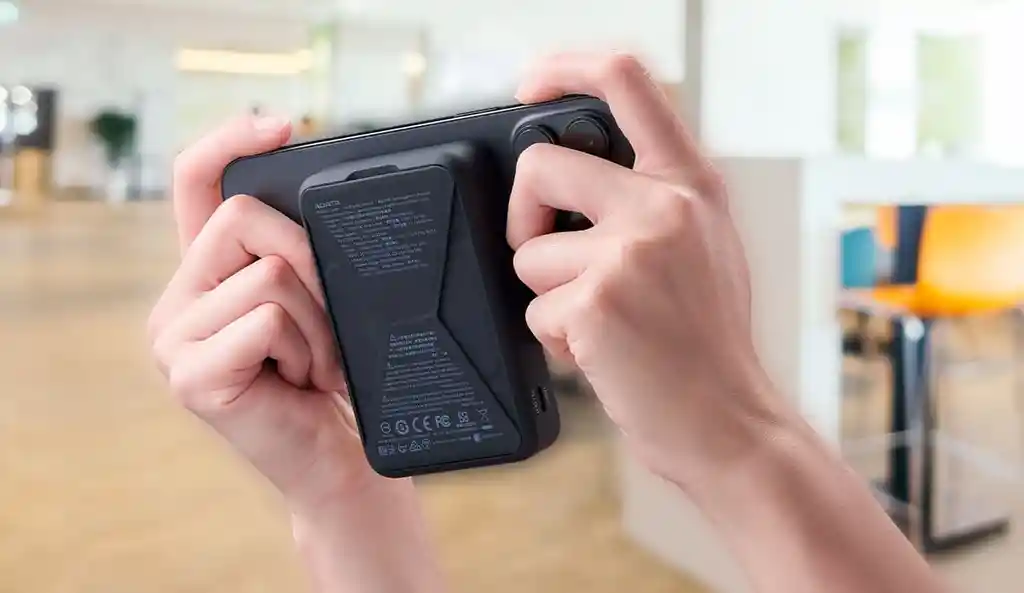 Adata R100, Power Bank 10000mah, Carga Inalámbrica Magnética Color Negro