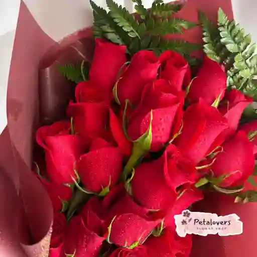 Flores 20 Rosas Rojas En Escala Amor Y Amistad