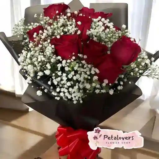 Flores 9 Rosas Rojas + Gypsophila Navidad