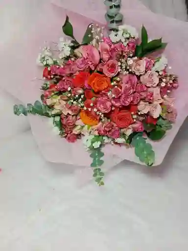 Bouquet De Rosa Mini