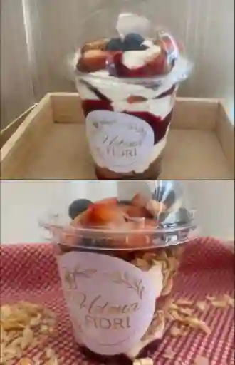 Promo Fresas Con Crema + Parfait