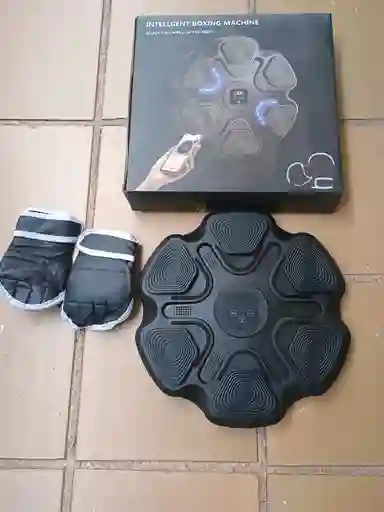 Máquina De Boxeo Musical Tablero Fit Con Guantes