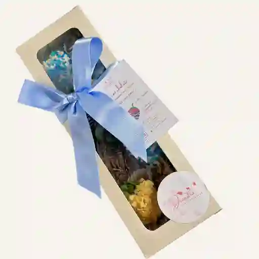 Caja X 8 Fresas Con Chocolate Decoradas Cinta Azul Bebe