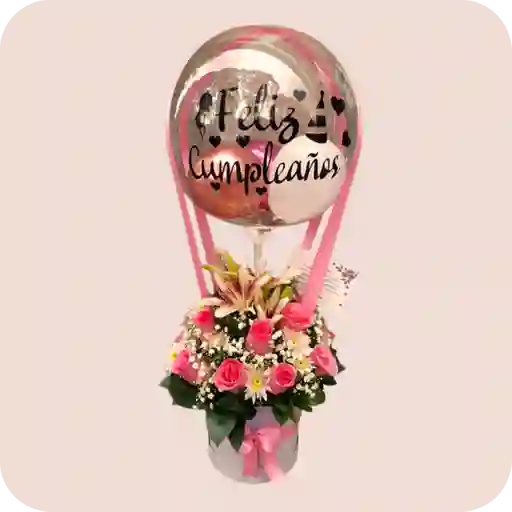 Sembrado Floral De 8 Rosas Rosadas + 2 Lirios + Globo